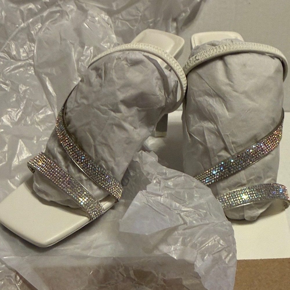 Call It Spring White Rhinestone Heels size 8.5 - Picture 11 of 12